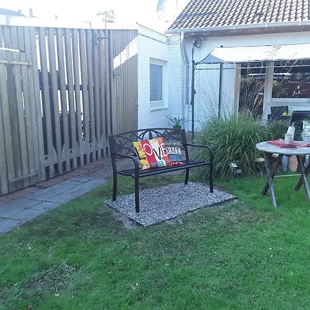 Mit Terrasse In Ruhiger Lage شقة *
